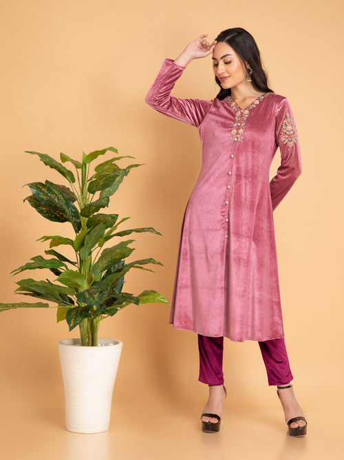 Suti Women Winter Kurti Pant Set