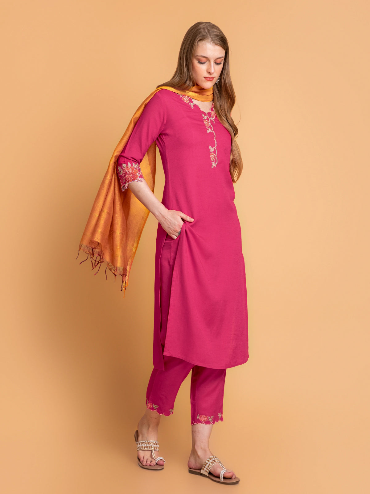 Scallop Embroidery 3Pc Kurta Pant Set with Adda Work