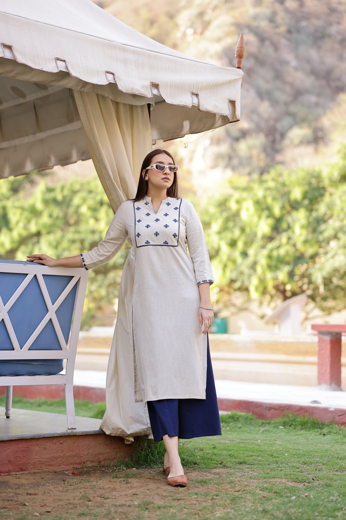 Lace & Mirror Embroidered Straight Kurti