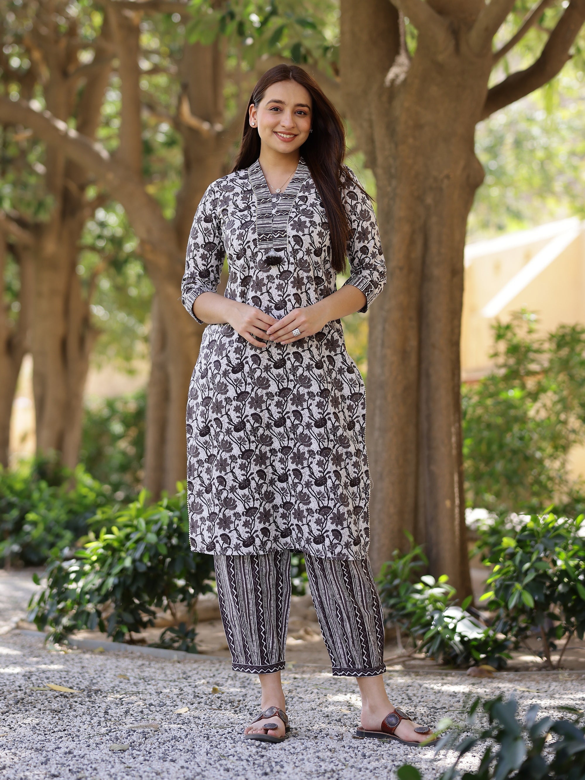 Seal Brown 3 Pcs Kurta Set in Cotton Slub