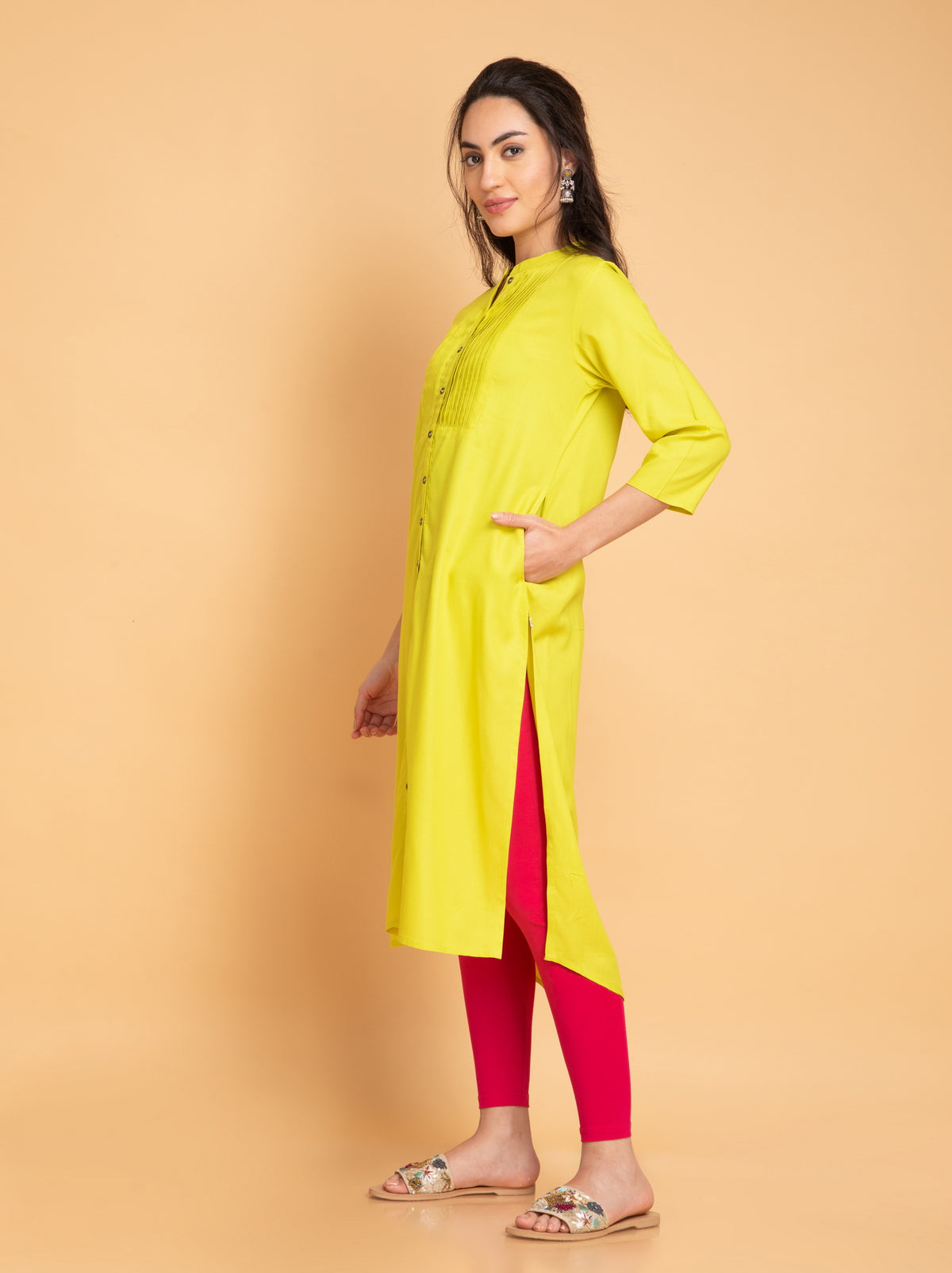 SUTI PINTUCK DETAILED LONG KURTI WITH METAL BUTTONS