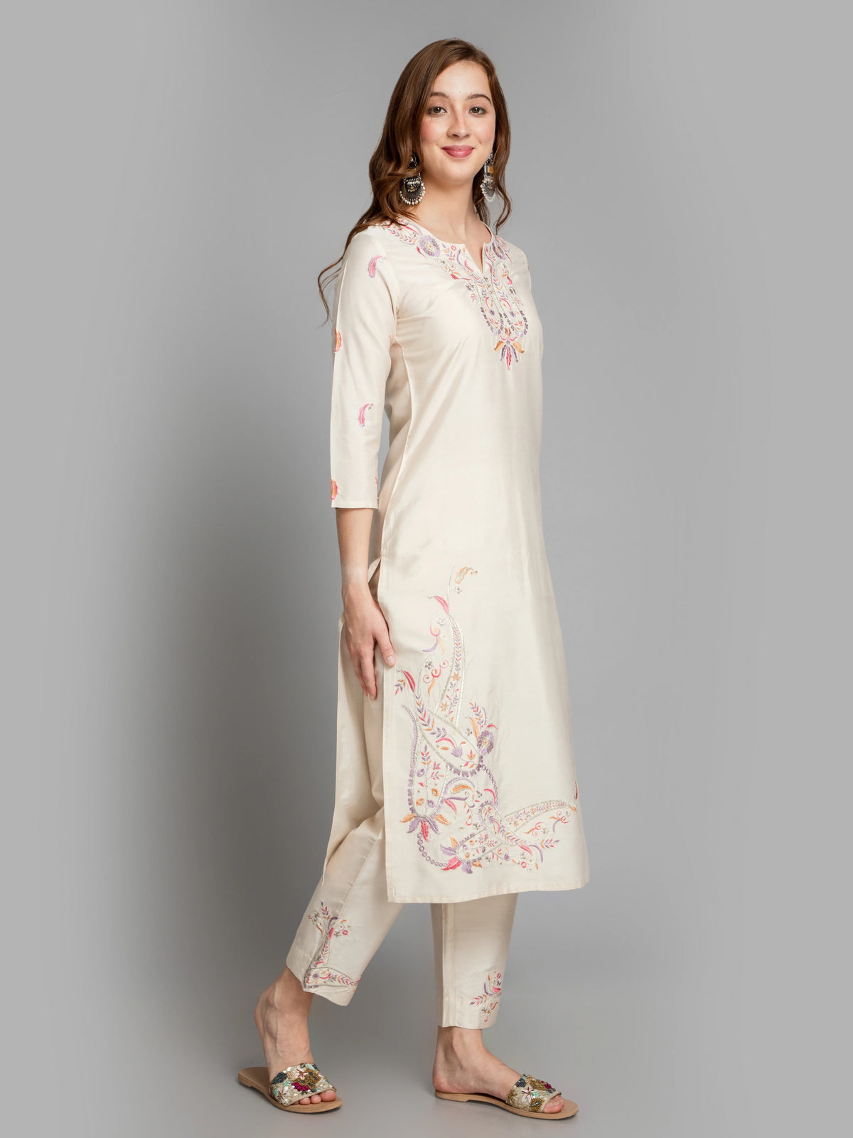 SUTI WOMEN SILK BASE 3PC KURTA PANT SET EMBELLISHED WITH HAND WORK DETAIL