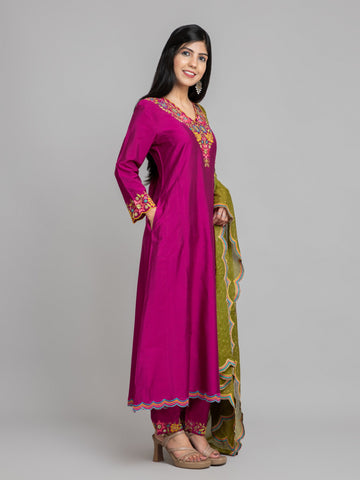 Purple Wine 3 Pcs Kurta Set in Viscose Muslin