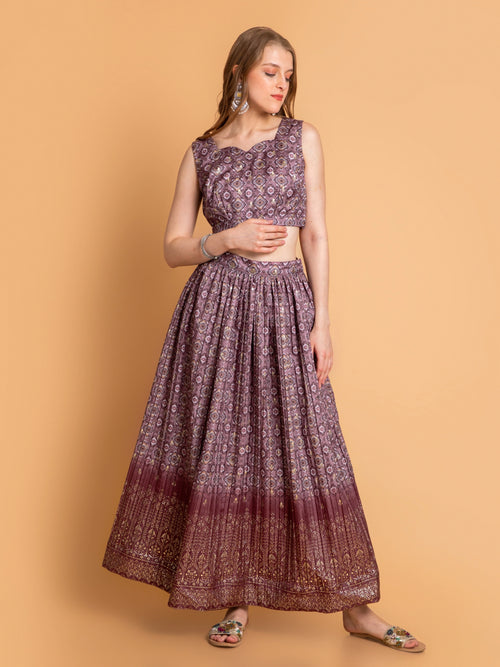 SUTI WOMEN CHANDERI BASE 3PC FUSION SKIRT SET PAIRED WITH LONG SHRUG EMBELIISHED WITH LACE DETAILS.