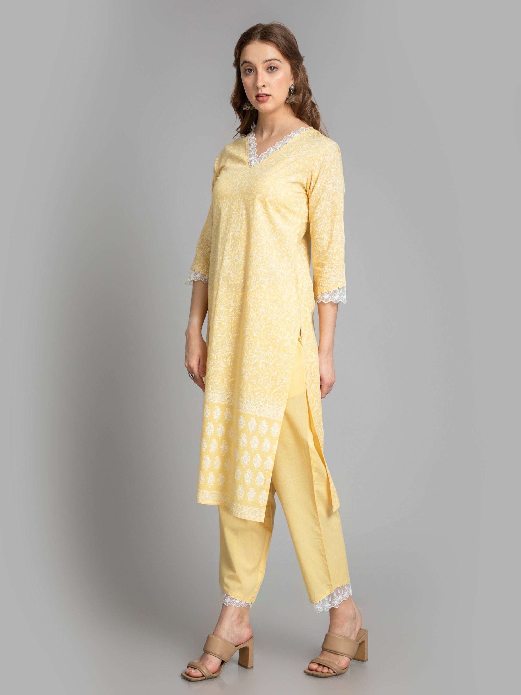 Lemon Yellow 3 Pcs Kurta Set in Mul Cotton