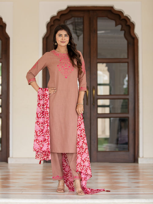 EMBROIDERED 3PC KURTA PANT PAIRED WITH FLORAL DUPATTA