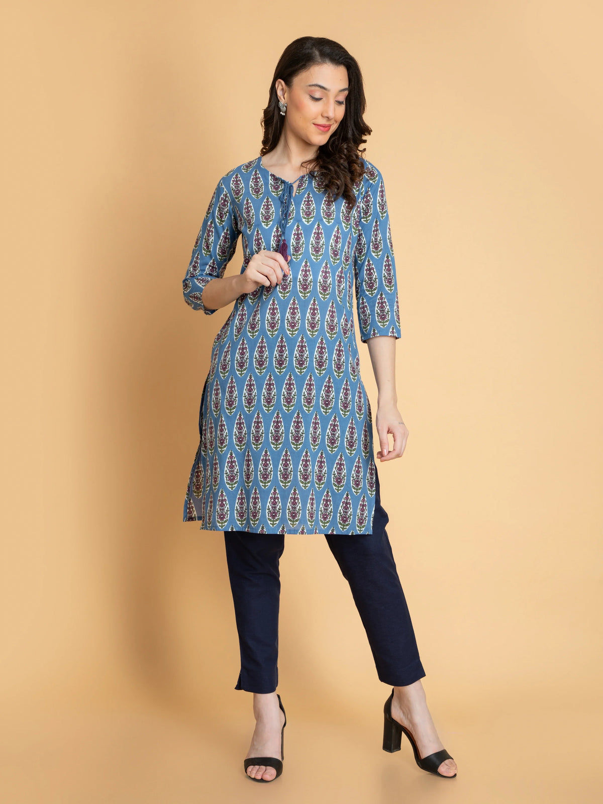 Women True Blue MUL-COTTON PRINTED KURTI WITH DORI LATKAN DETAIL