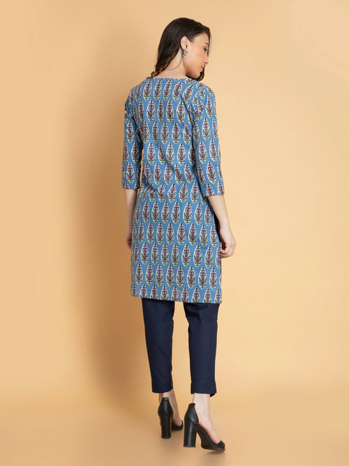 MUL-COTTON PRINTED KURTI WITH DORI LATKAN DETAIL