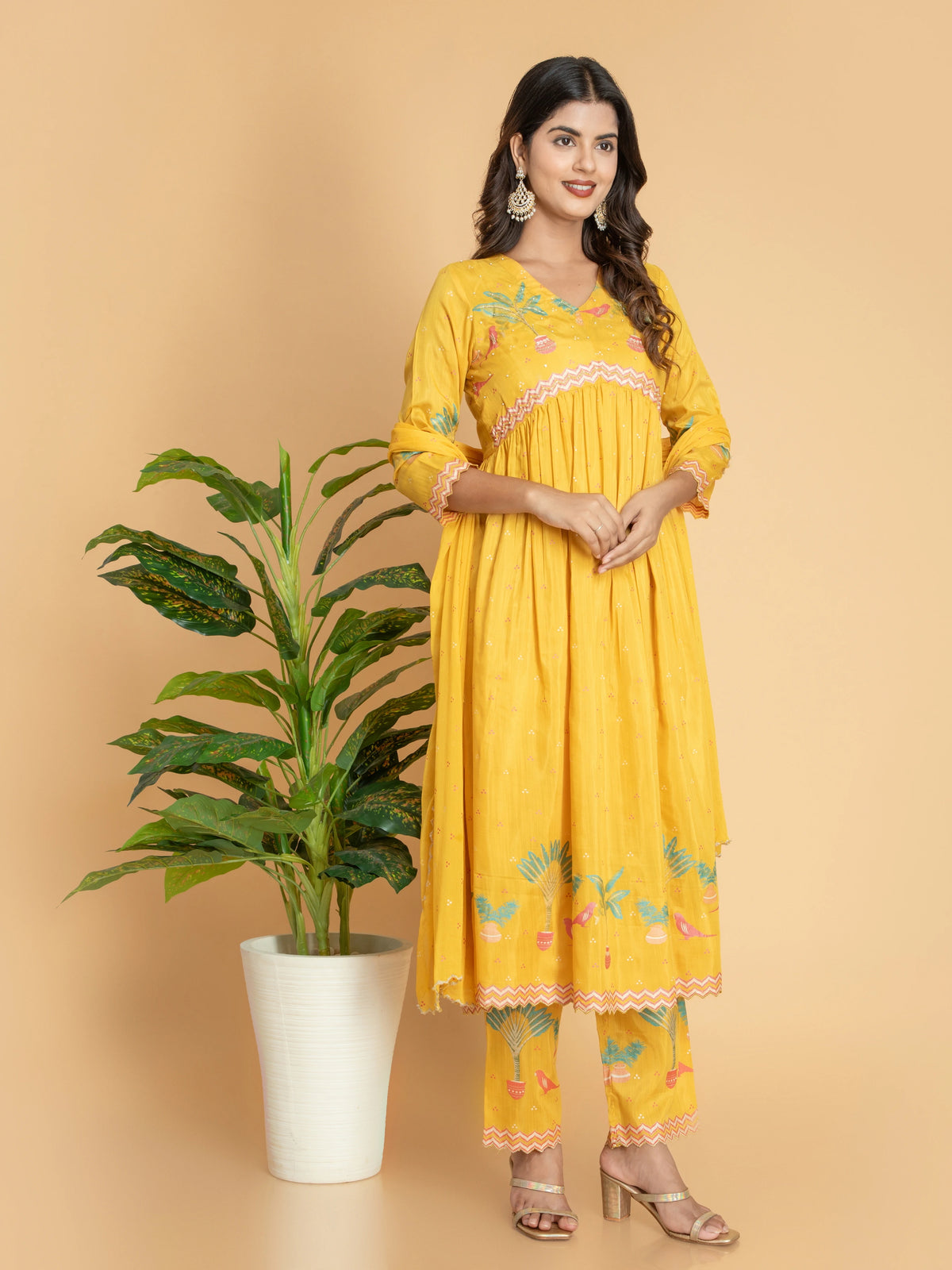 SILK BASE 3PC ALIA CUT PRINTED SET EMBELLISHED WITH ADDA WORK DETAILS