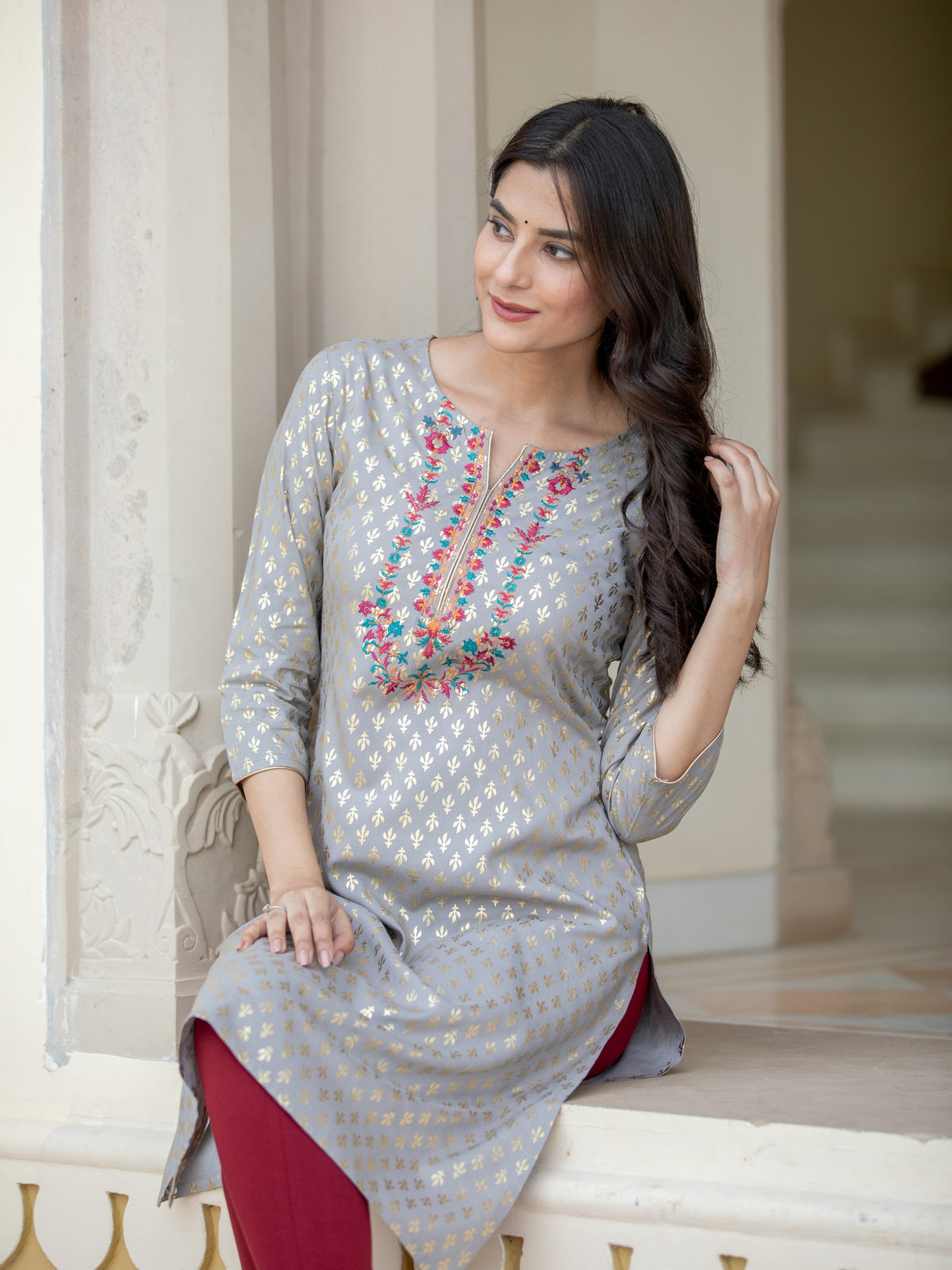 FOIL GOLD PRINTED EMBROIDERY EMBELLISHED STRAIGHT KURTI