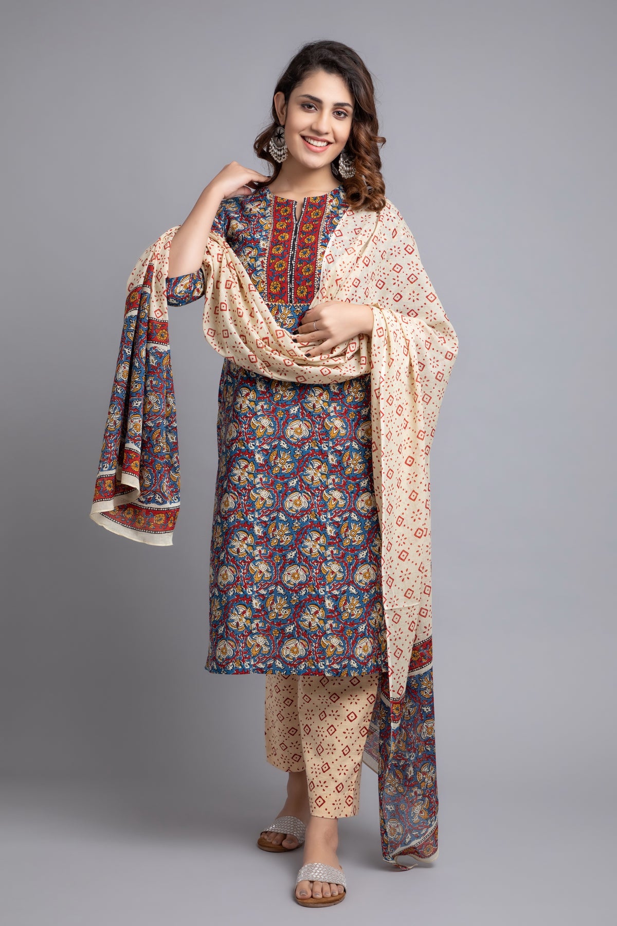 FLORAL PRINTED KURTA & PANT SET WITH DUPATTA