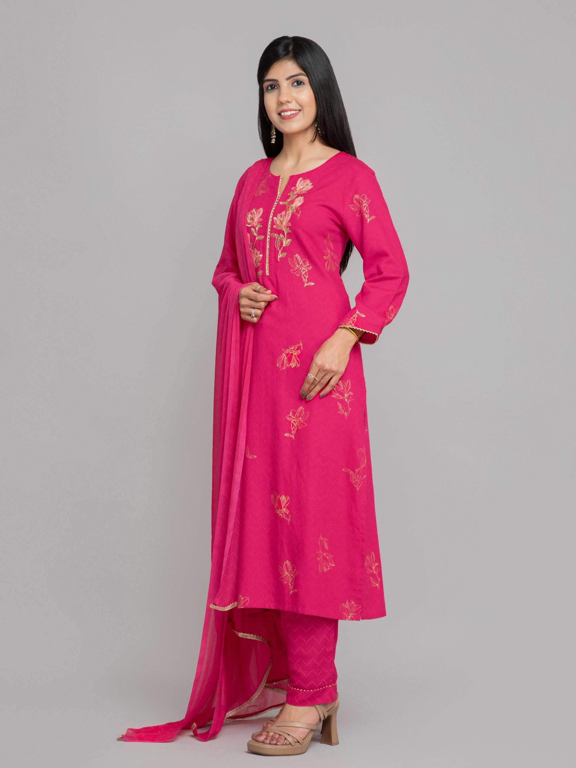Barberry Pink 3 Pcs Kurta Set in Rayon Linen
