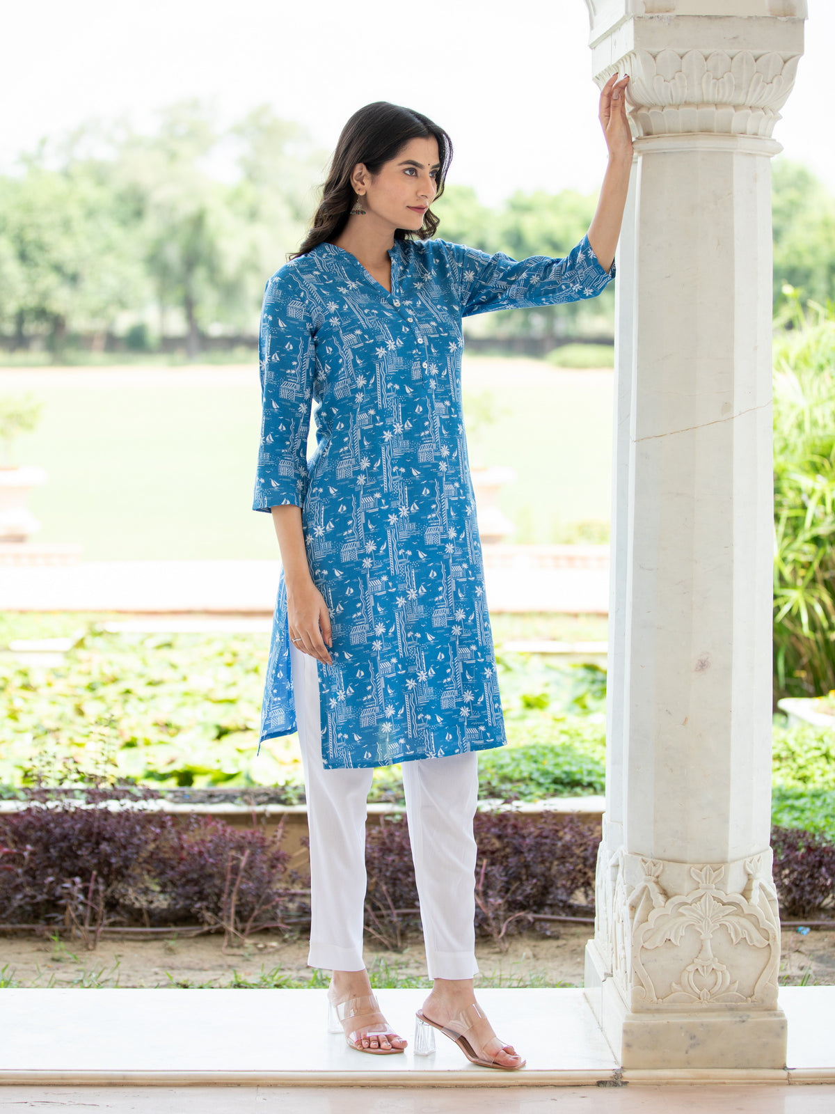 PRINTED CASUAL WEAR STRAIGHT KURTI