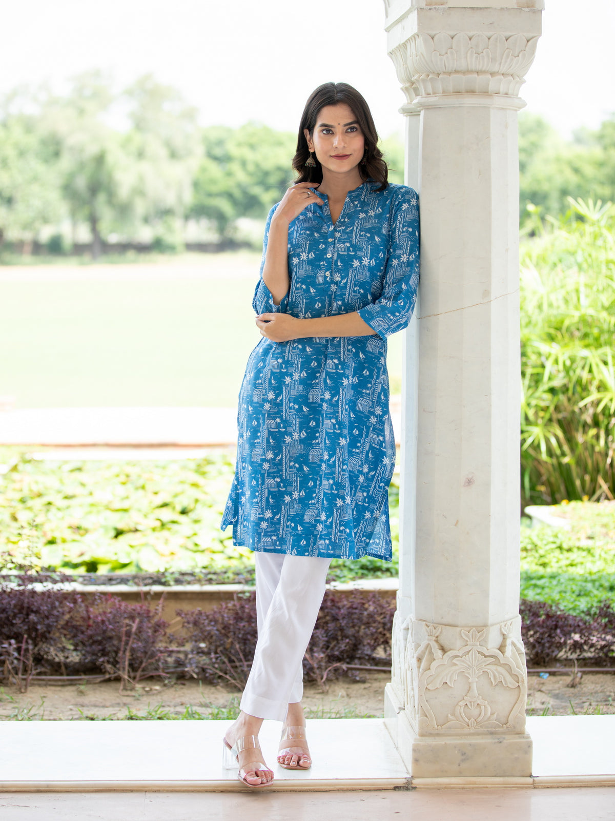 PRINTED CASUAL WEAR STRAIGHT KURTI