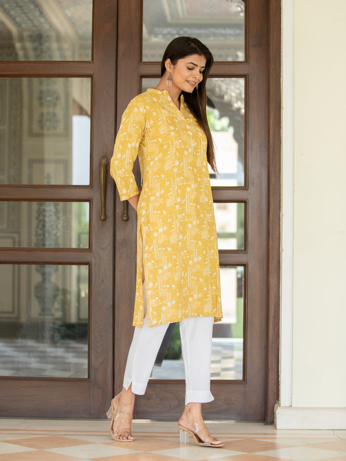 PRINTED CASUAL WEAR STRAIGHT KURTI