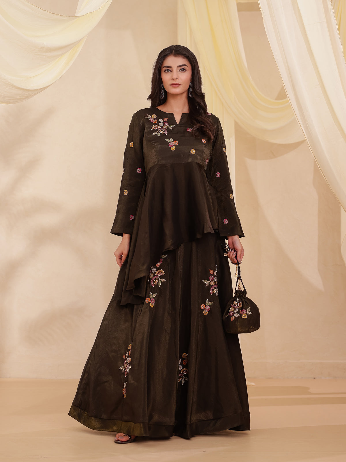 2 pcs fusion set with intricate embroidery and adda work