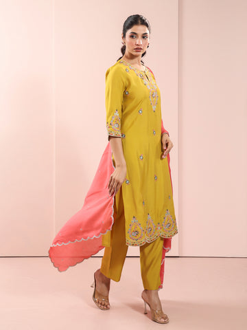 CEYLON YELLOW