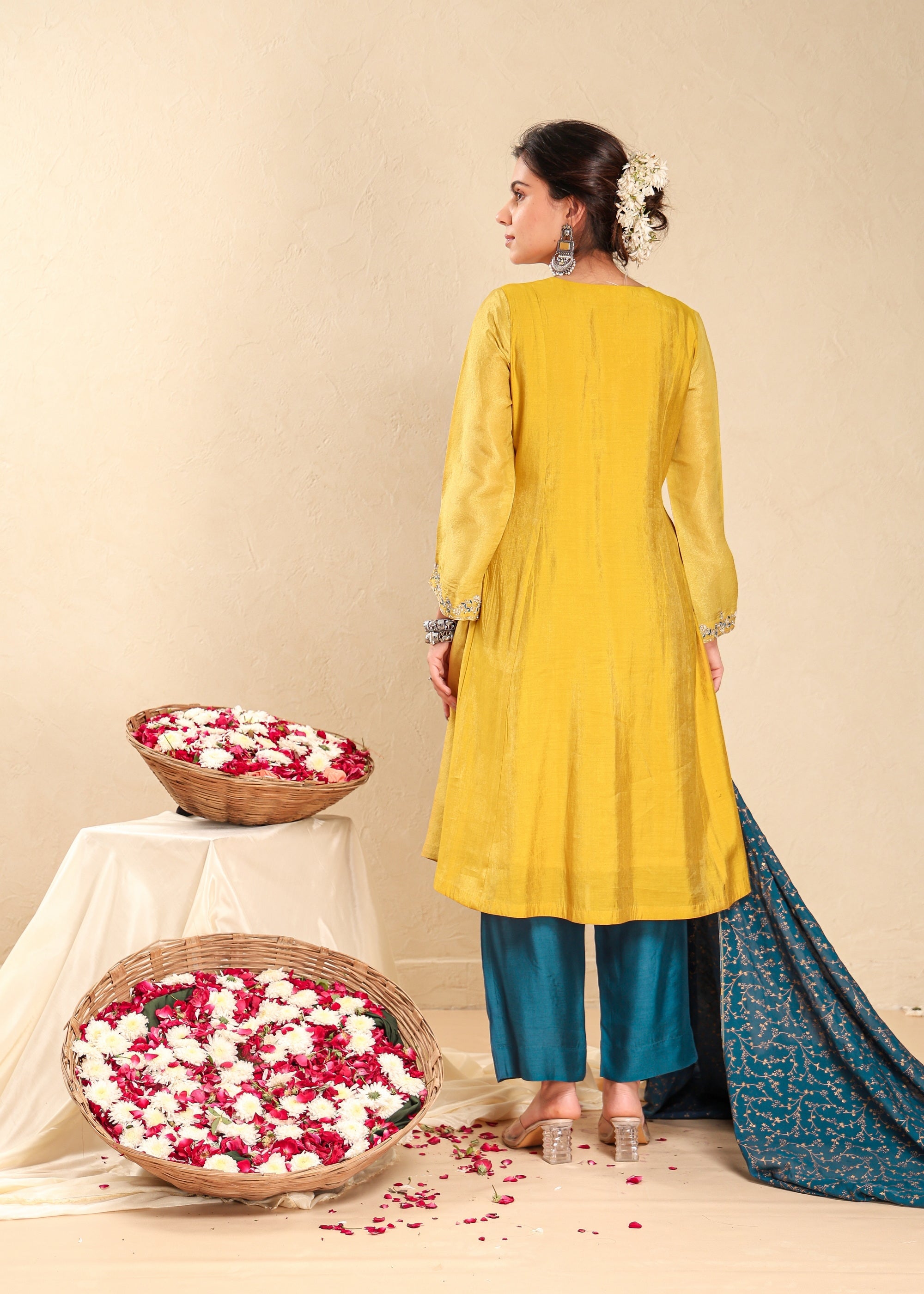 New Mustard 3 Pcs Kurta Set in Jari Tissue Gold