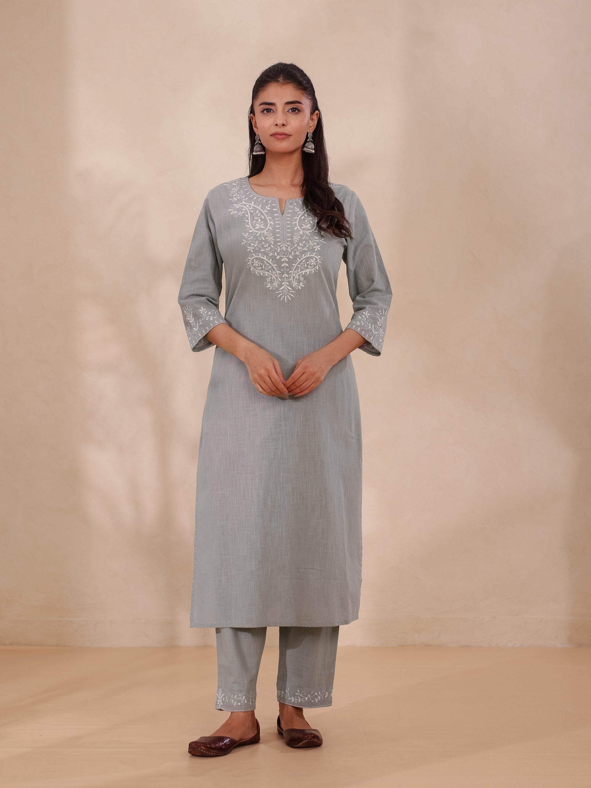 English Gray 3 Pcs Kurta Set in Cotton Slub