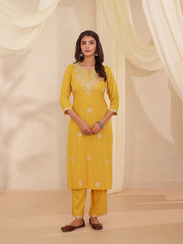 Mustered 3 Pcs Kurta Set in Rayon Slub