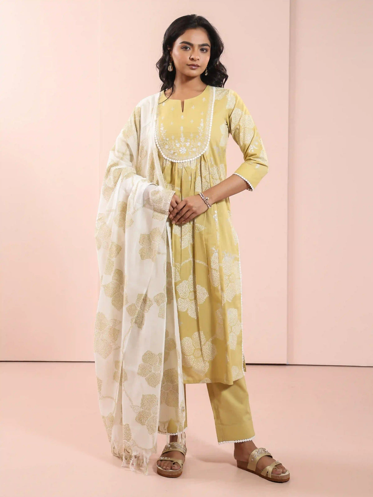 Women Leaf Green mul-cotton-khadi-foil-printed-3pc-kurta-set