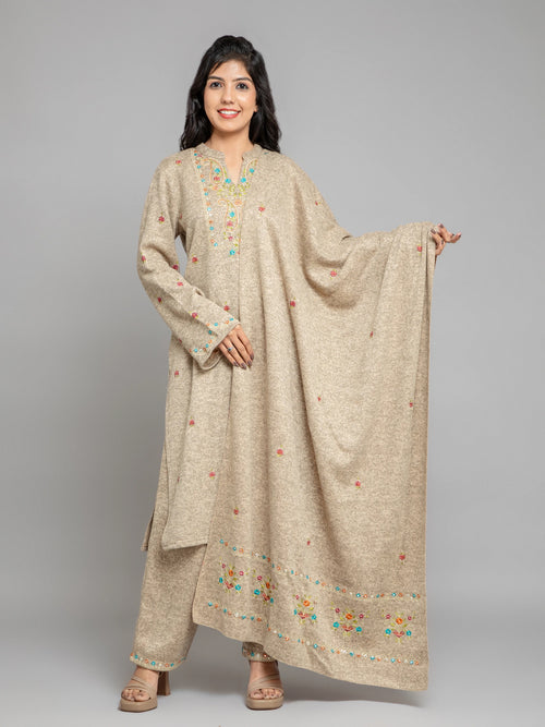 KARACHI 3PC KURTA PANT SET DETAILED WITH DELICATE EMBROIDERY