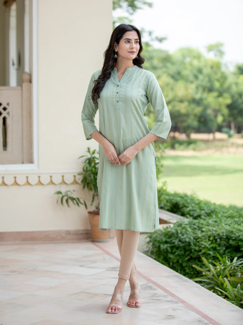 3D EMBOSSED PRINT STRAIGHT KURTI