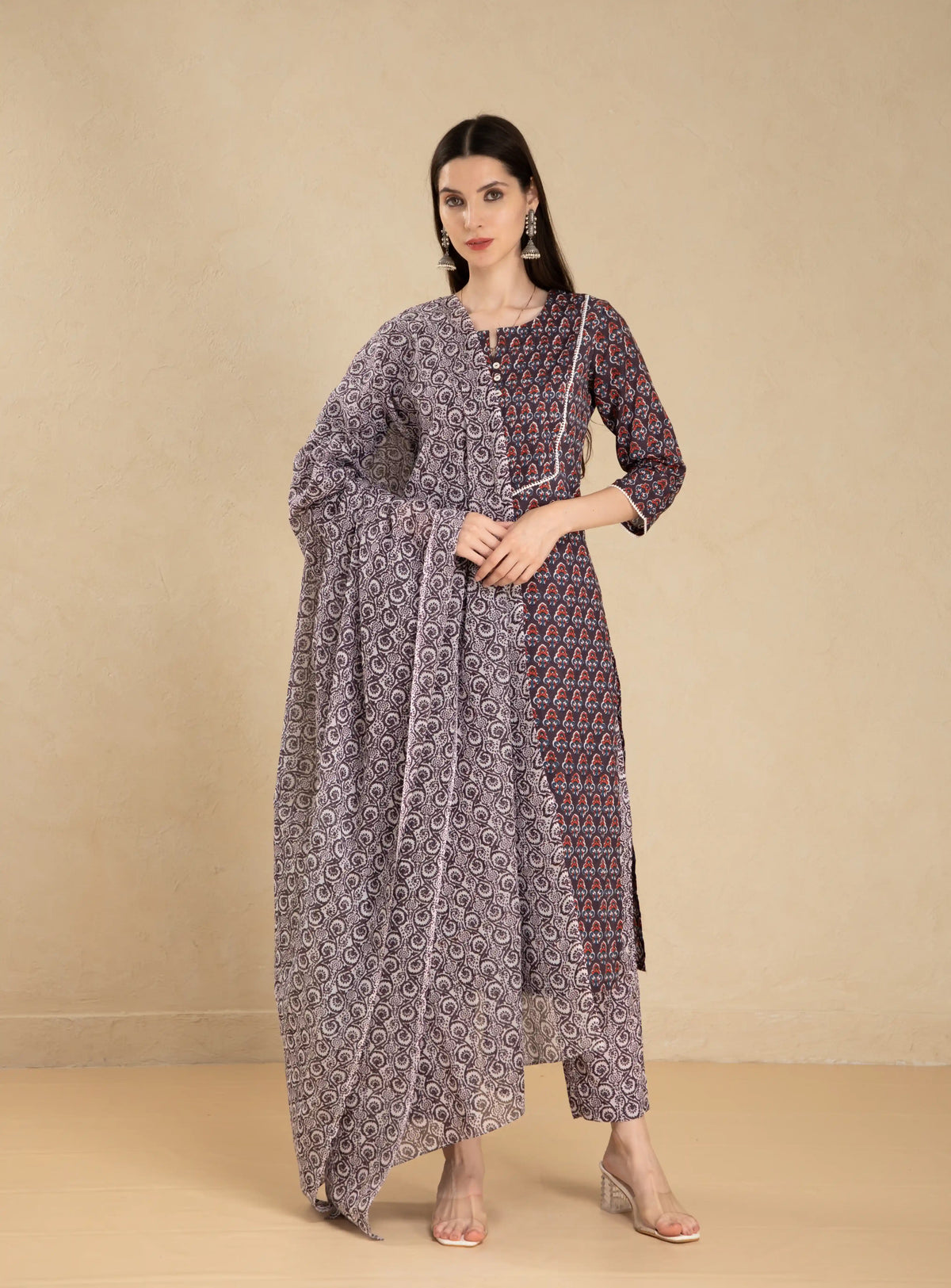 Women Frenchrose mul-cotton-3pc-kurta-set-with-pintuck-lace-details