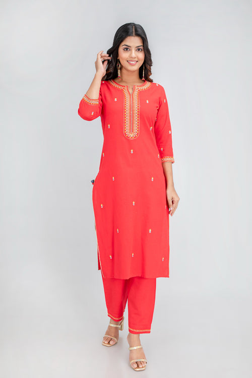 EMBROIDERED KURTA & PANT SET