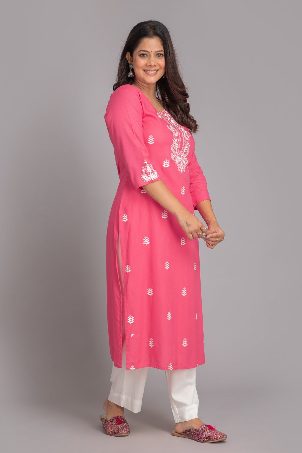 Embroidered 2-piece Kurta and Pant Set