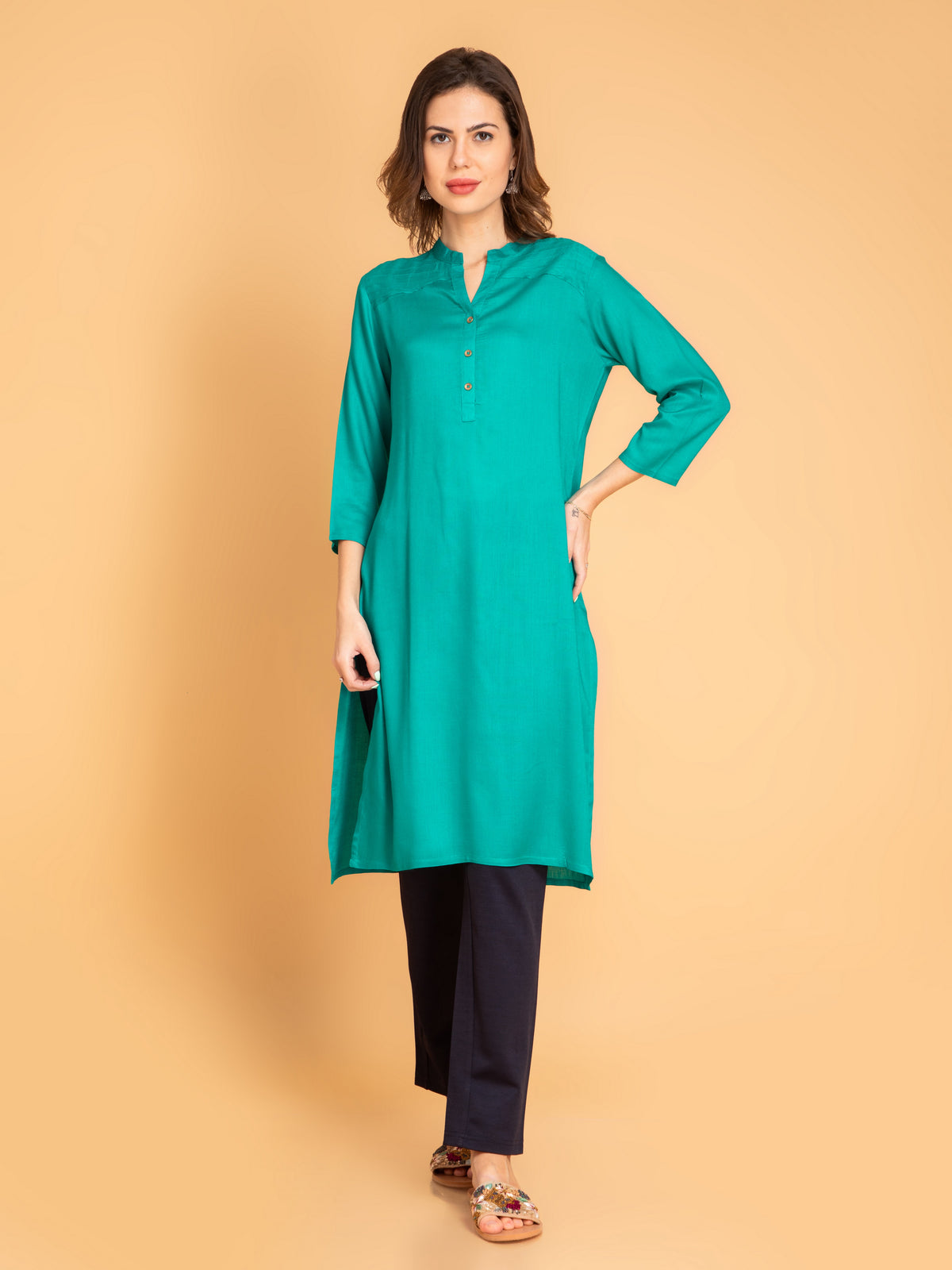 Pintuck Detail Knee-Length Kurti