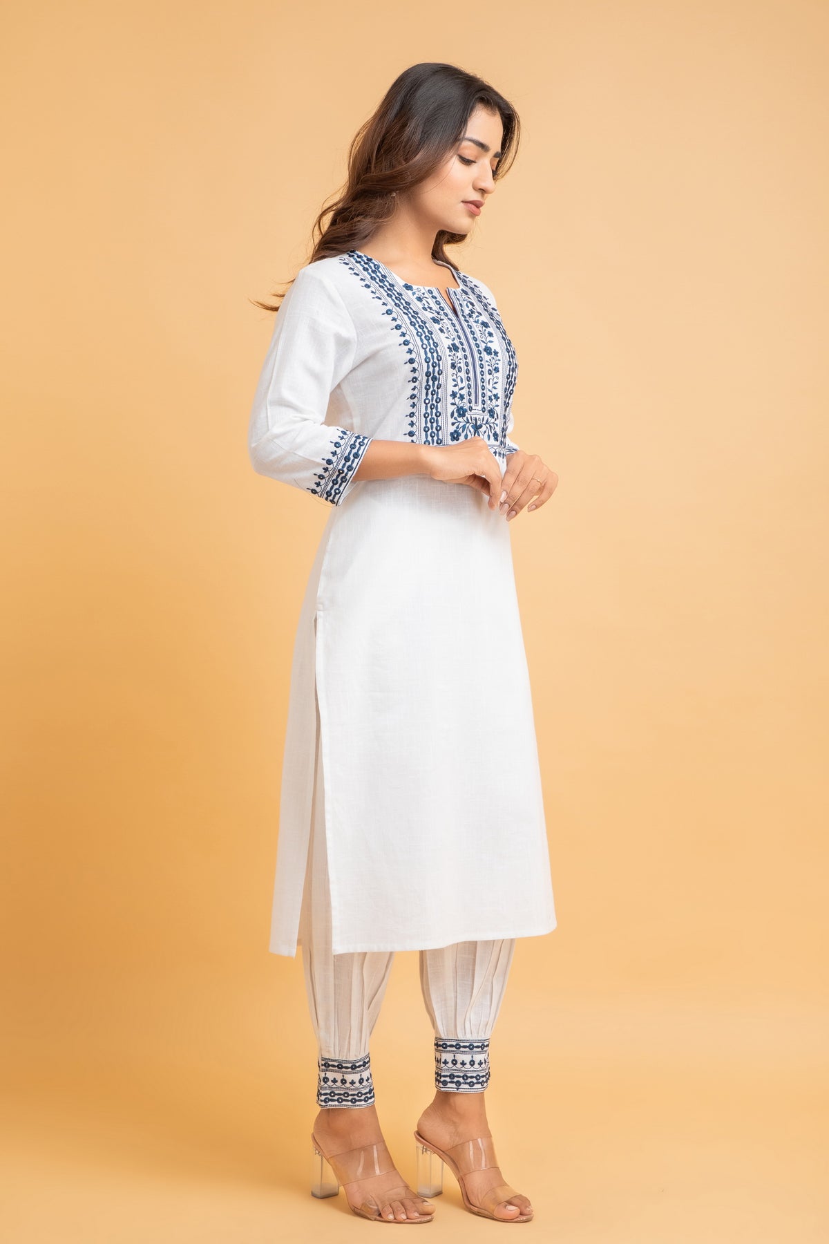 2 Pc Mirror Embroidery Kurta with Lantern Pant Set