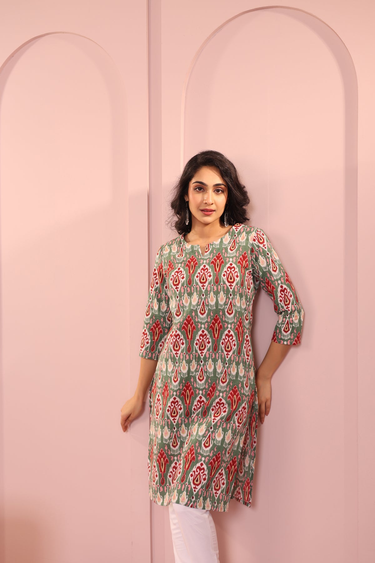 IKKAT PRINTED DAYOUT KURTI