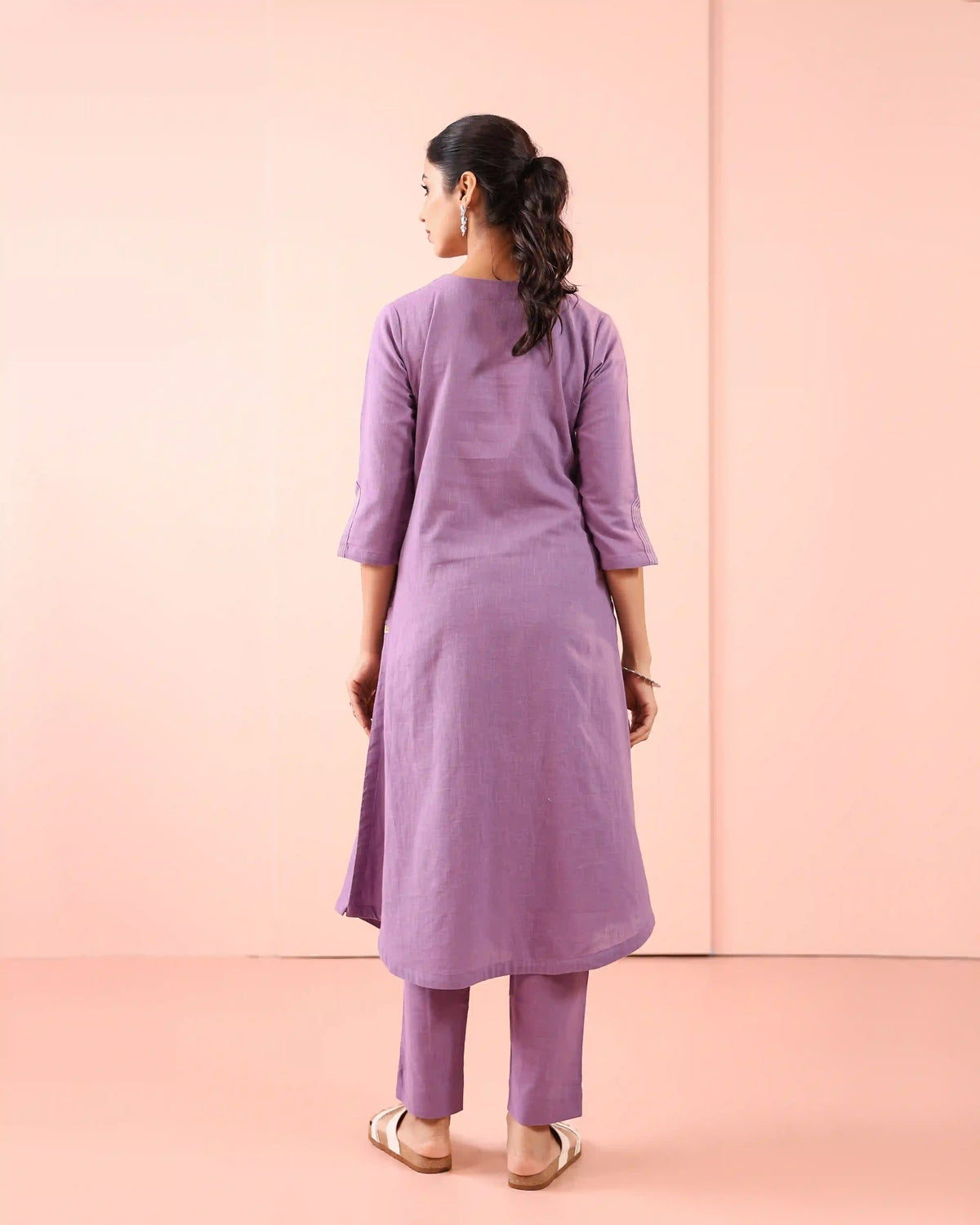 2PC KURTA SET DETAILED WITH PLACEMENT EMBROIDERY