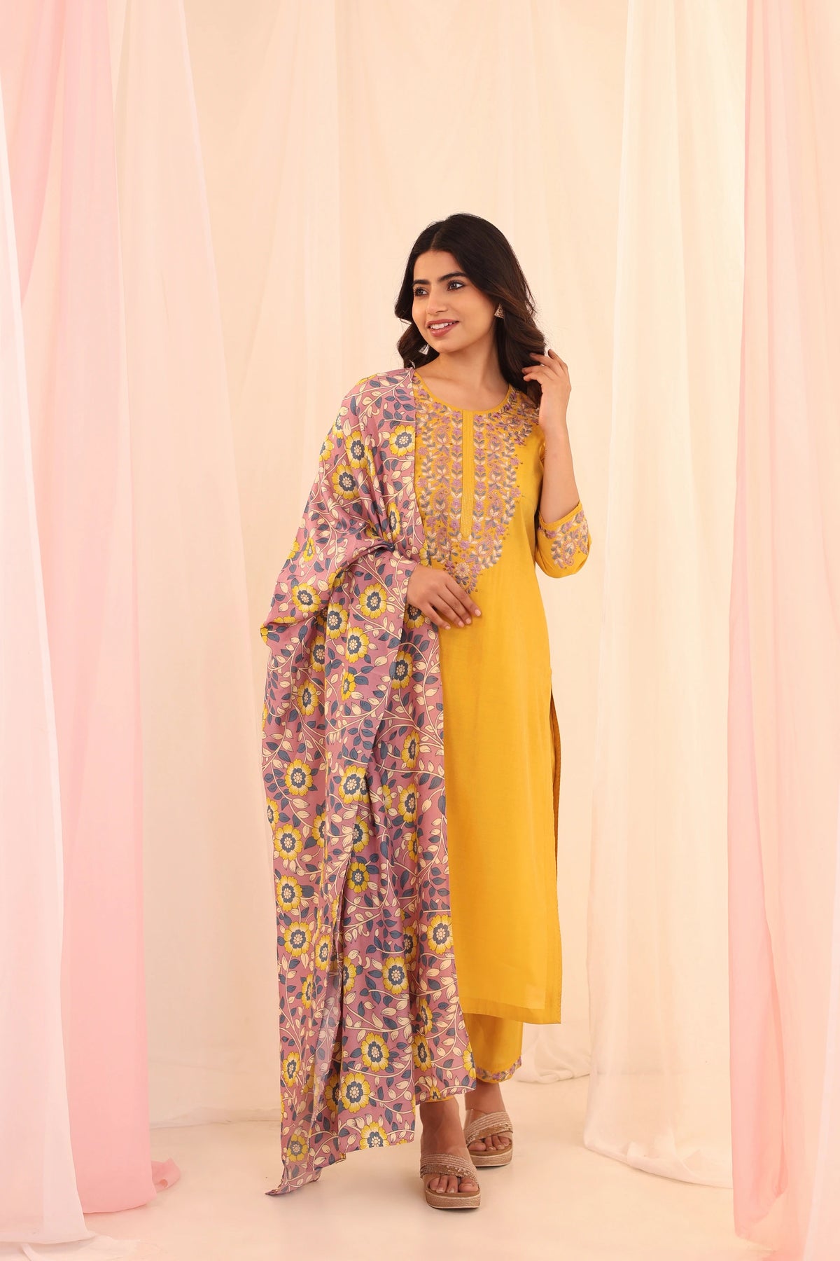 SHIMMER 3PC CHIKANKARI EMBROIDERY KURTA SET EMBELLISHED WITH ADDA WORK HIGHLIGHTS