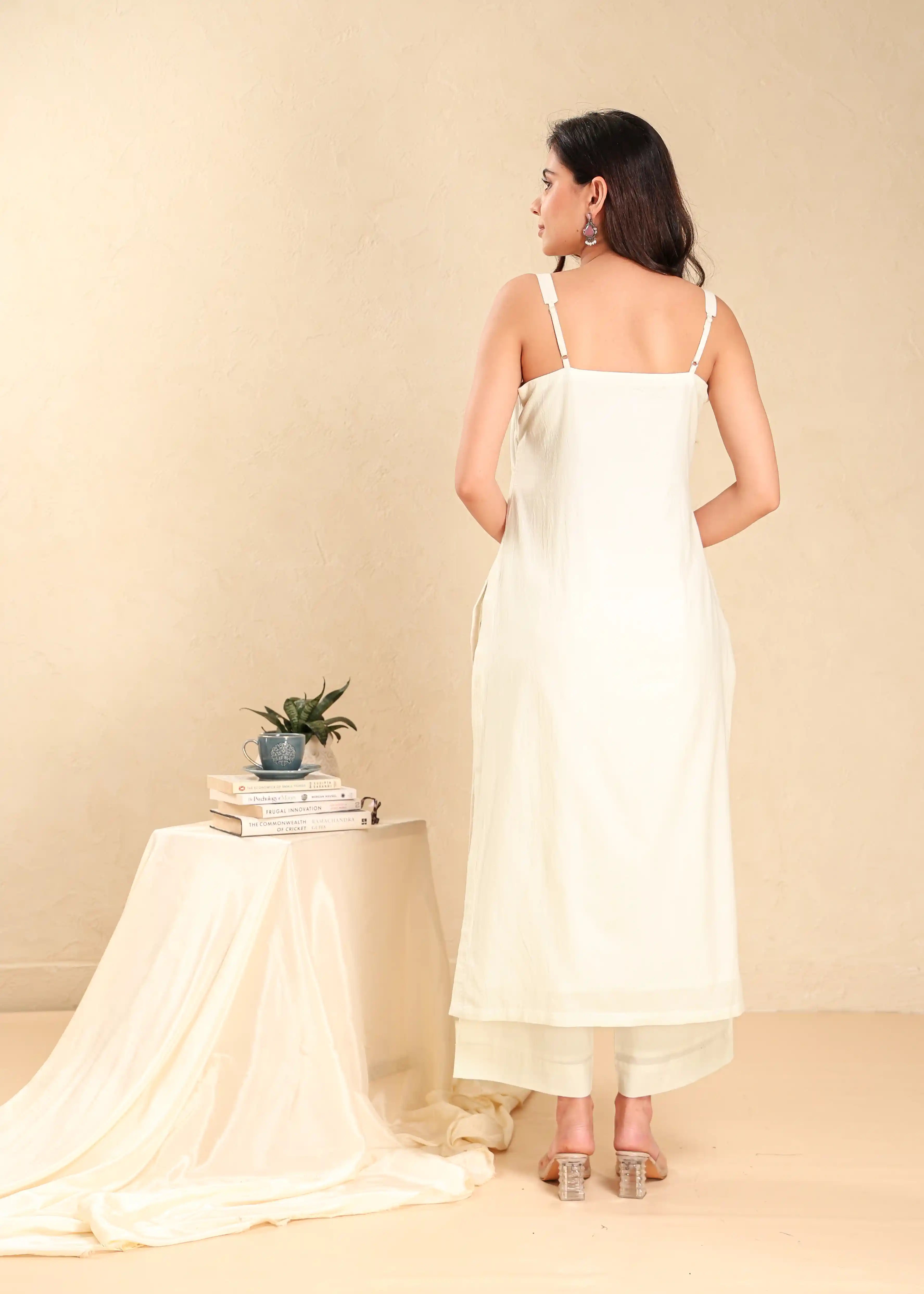 FLORAL PLACEMENT EMBROIDERED 3PCS KURTA SET