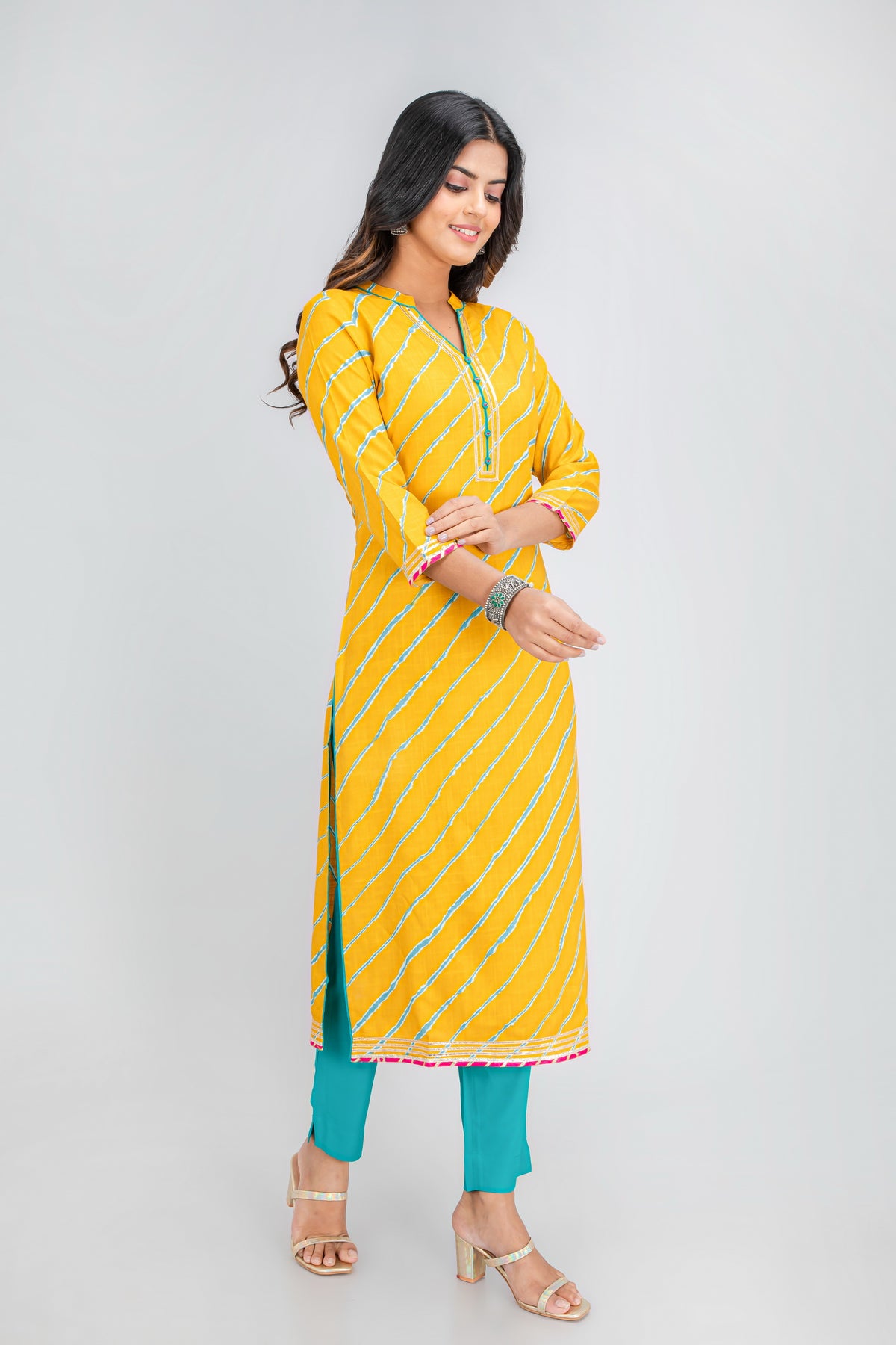 LEHARIYA PRINTED LONG KURTI