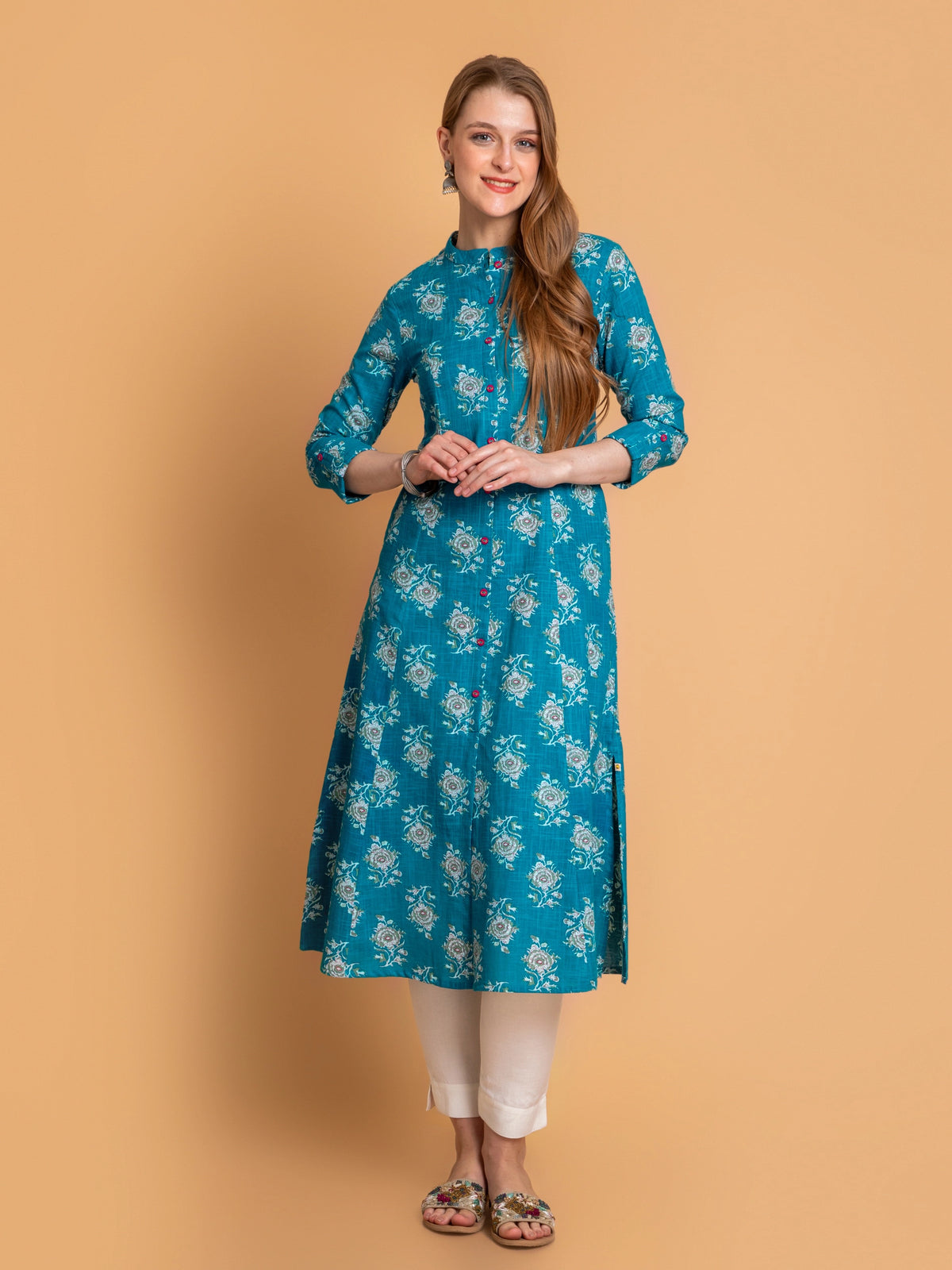 FLORAL PRINTED A-LINE KURTI EMBELLISHED WITH BUTTON DETAILS