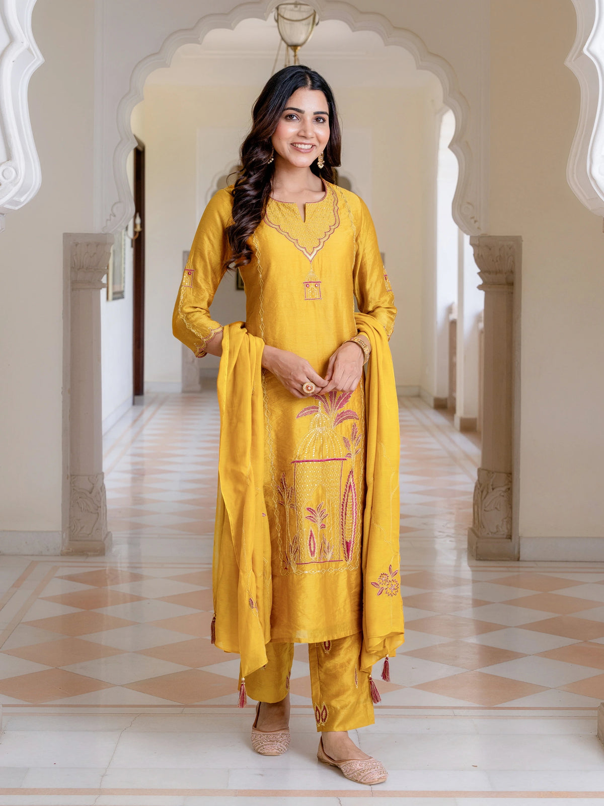 RICH SILK 3PC SET EMBELLISHED WITH PLACEMENT EMBROIDERY & ADDA WORK DETAILS