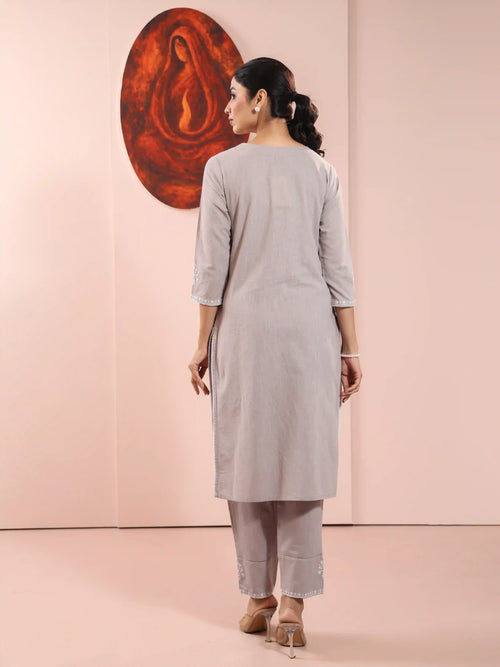 CHIKANKARI EMBROIDERY 2PC KURTA SET