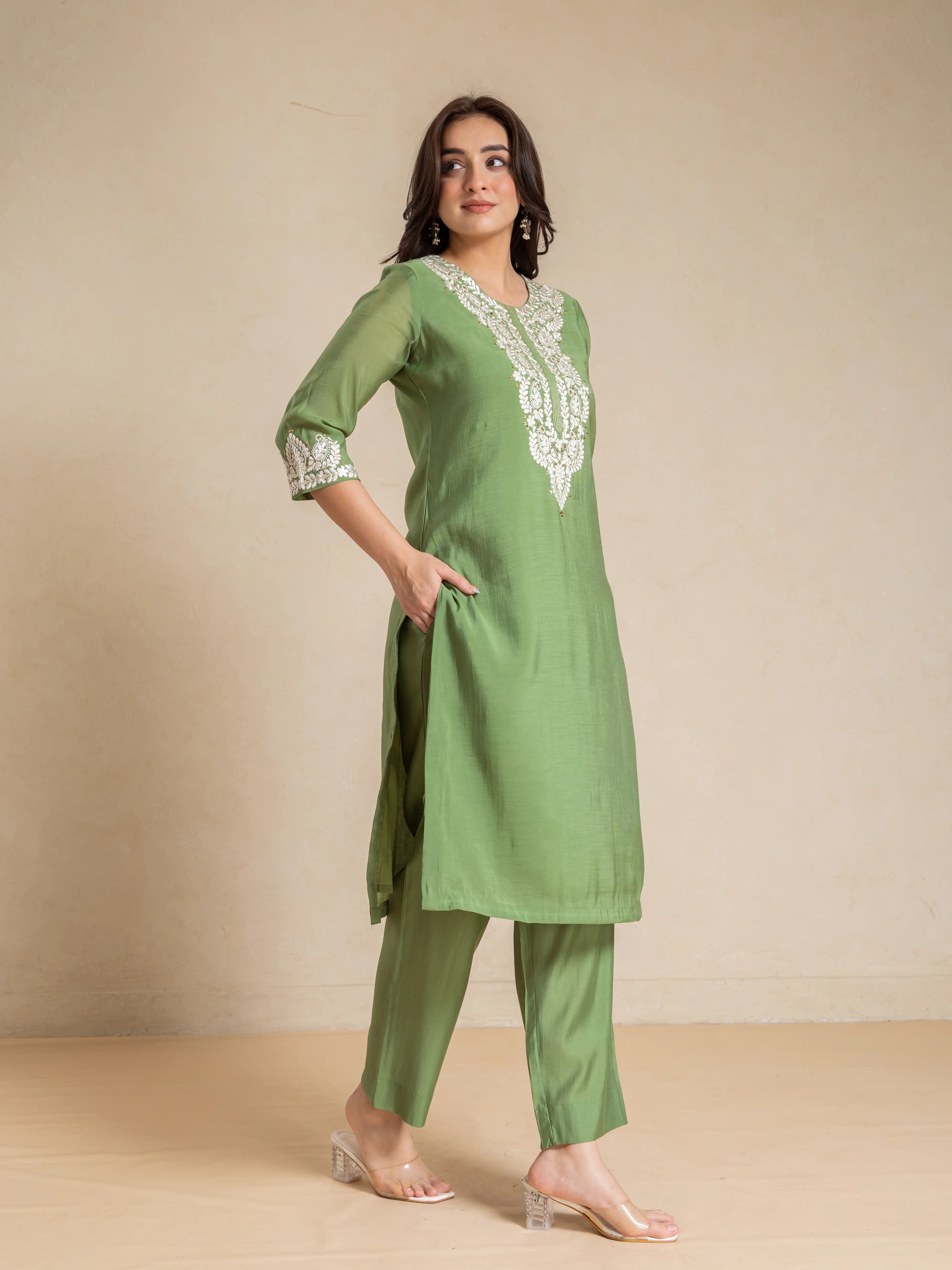 EMBROIDERED 2PC KURTA SET