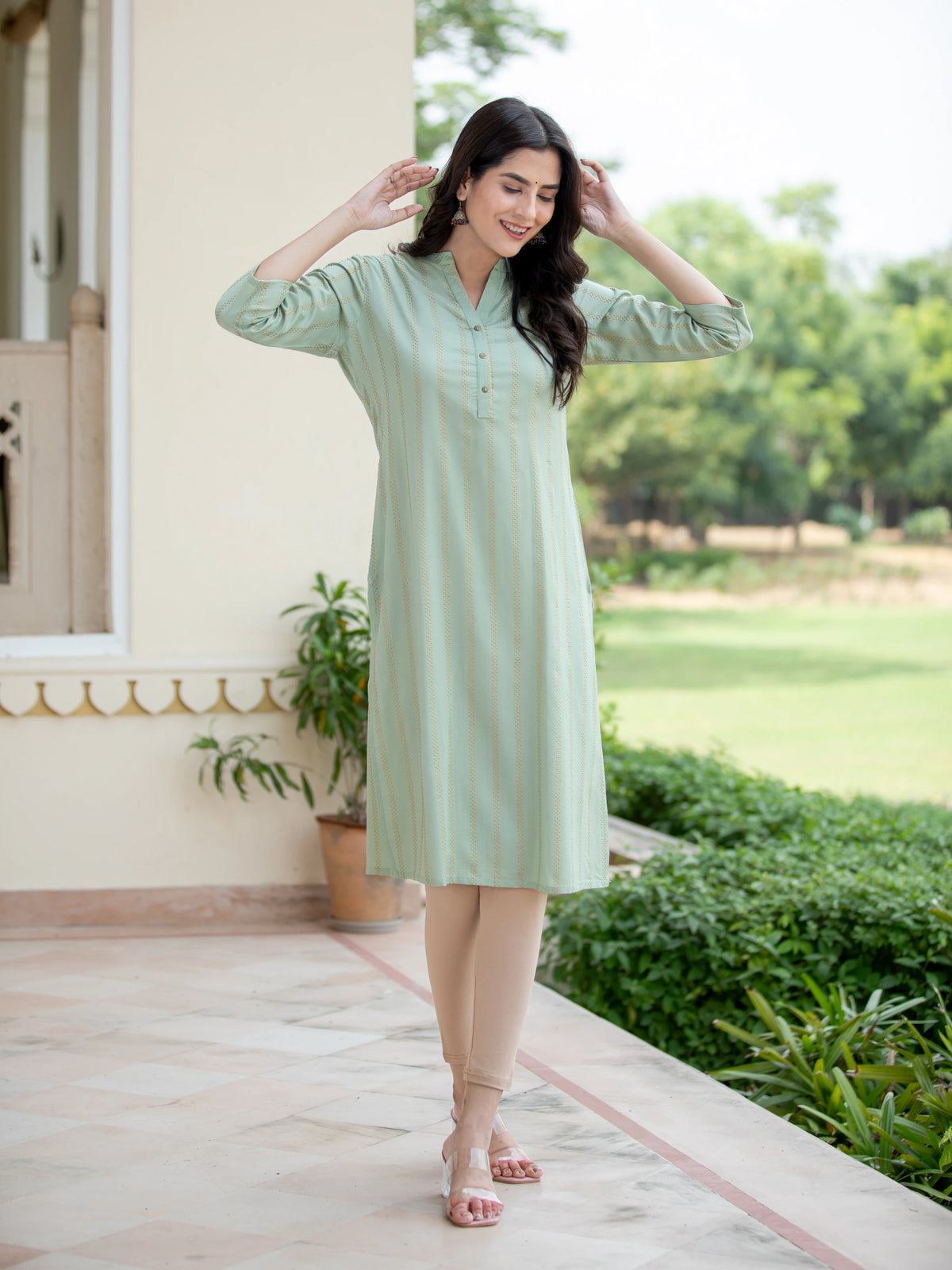 3D EMBOSSED PRINT STRAIGHT KURTI