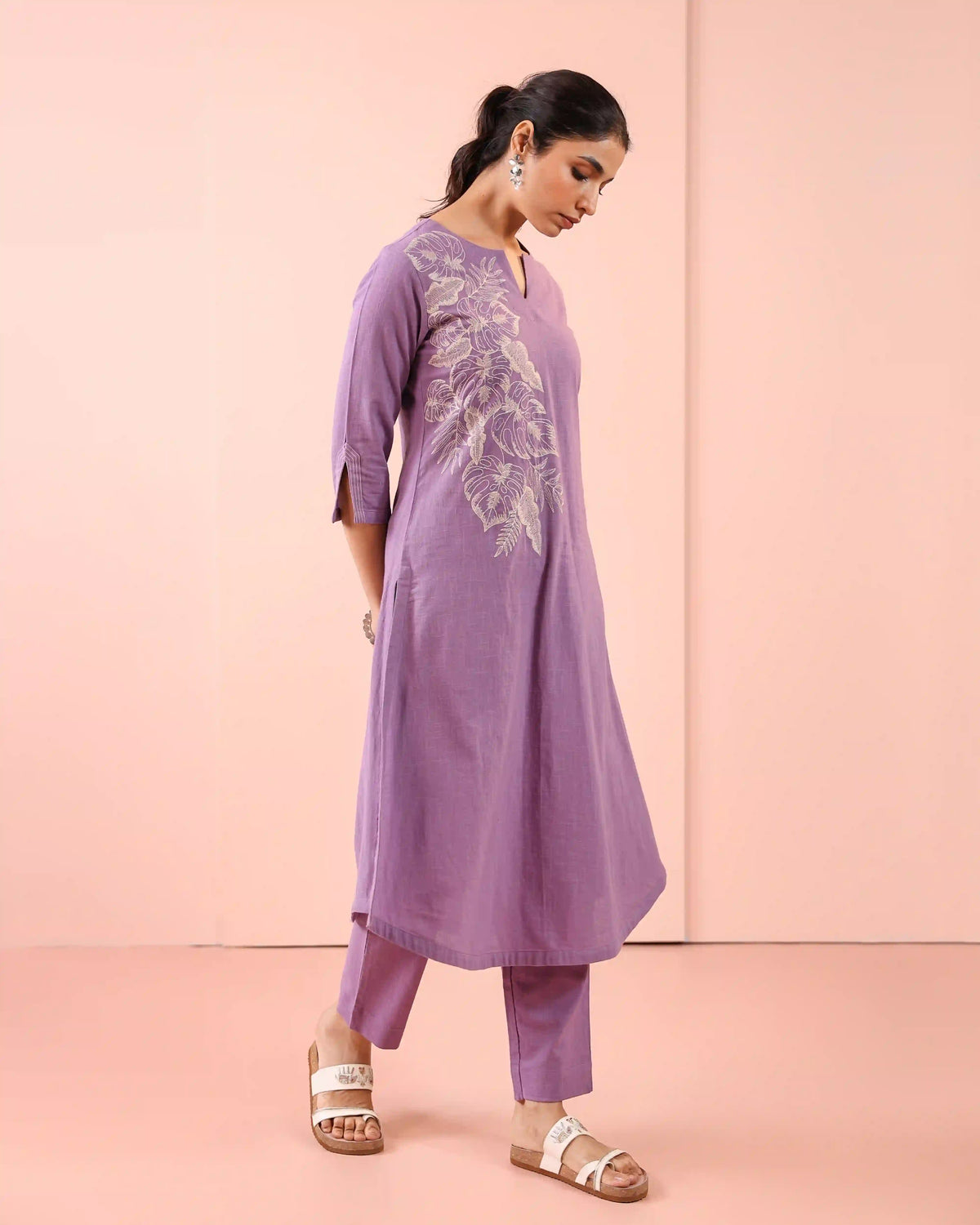 2PC KURTA SET DETAILED WITH PLACEMENT EMBROIDERY