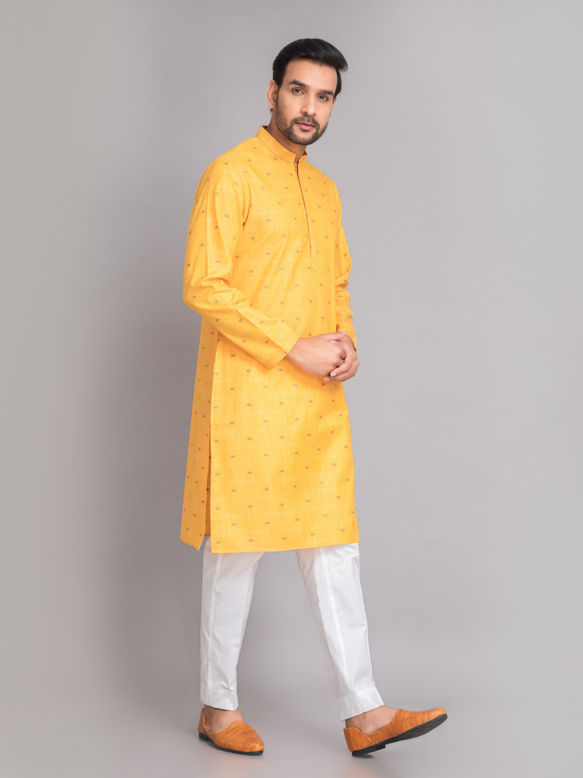 SUTI MEN'S GOLDEN YELLOW CHAMBRY JACQUARD NECKLINE EMBROIDERED LONG KURTA