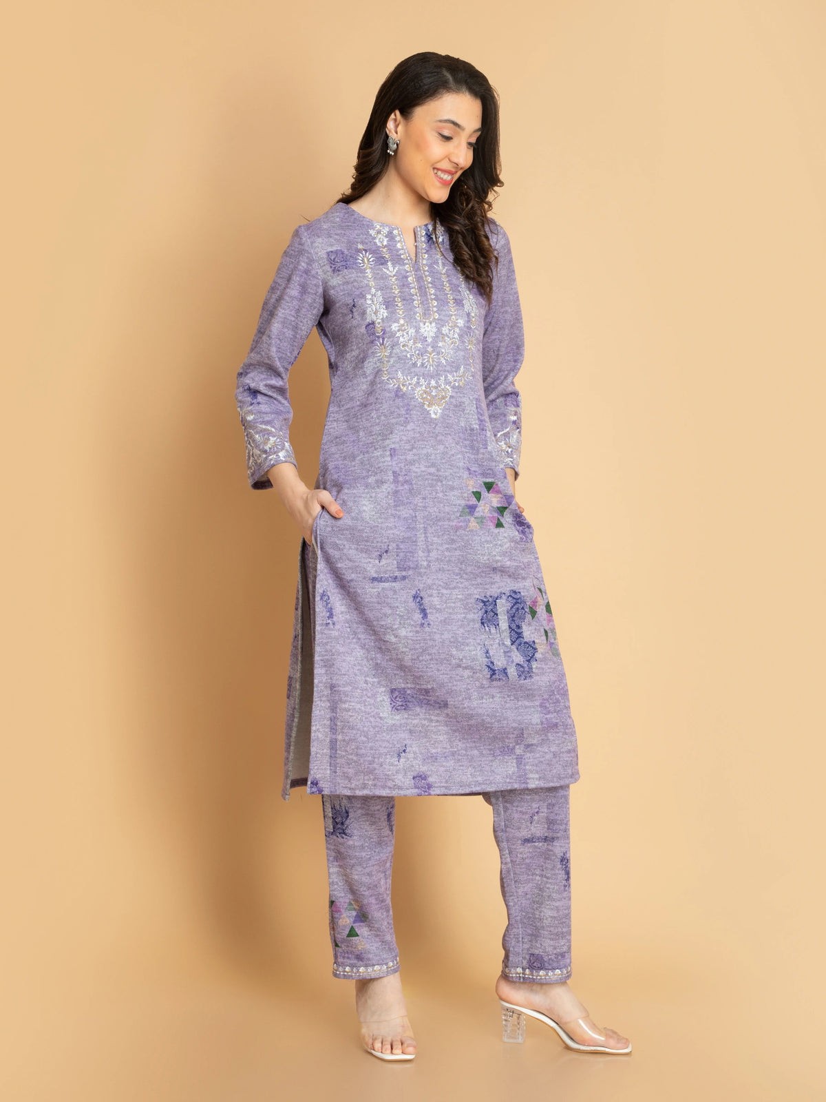 KARACHI DIGITAL TEXTURED PRINTED 2PC SUIT SET WITH EMBROIDERY DETAILS