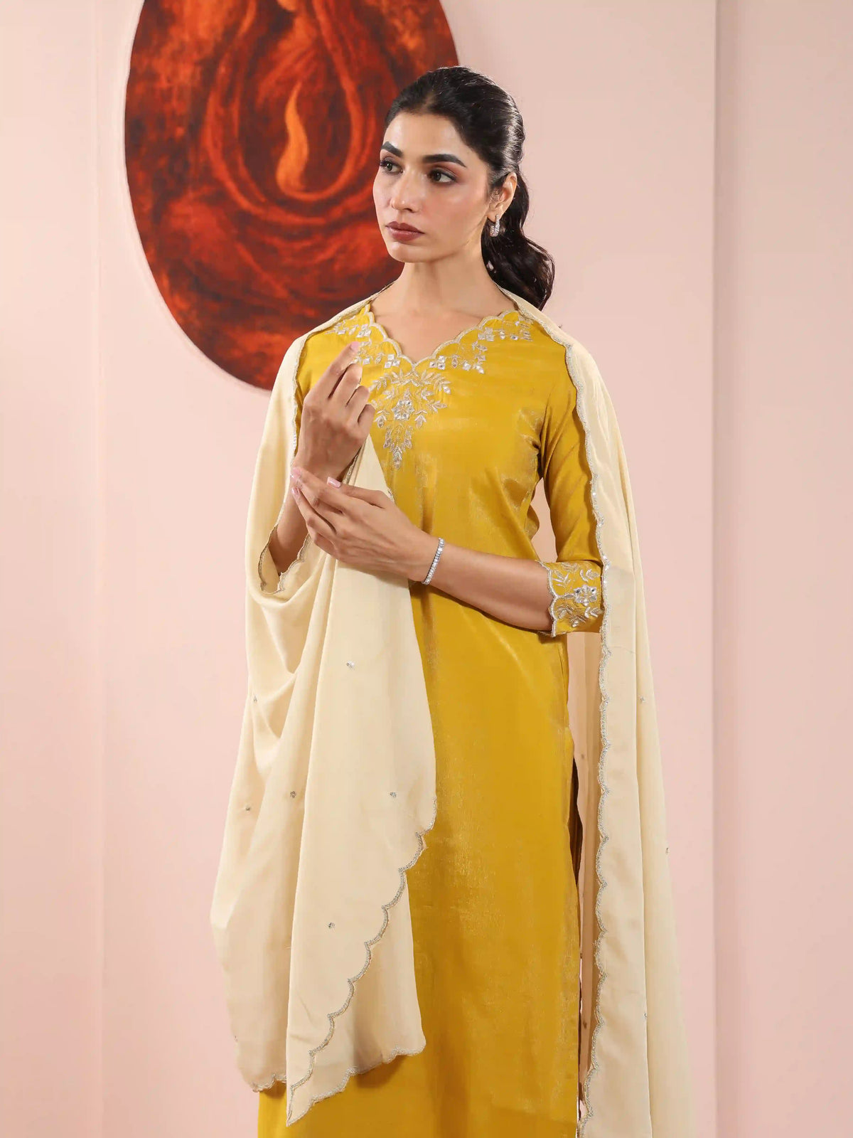 3PC SHIMMER KURTA PANT SET DETAILED WITH GOTA EMBROIDERY