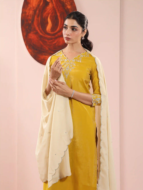 3PC SHIMMER KURTA PANT SET DETAILED WITH GOTA EMBROIDERY