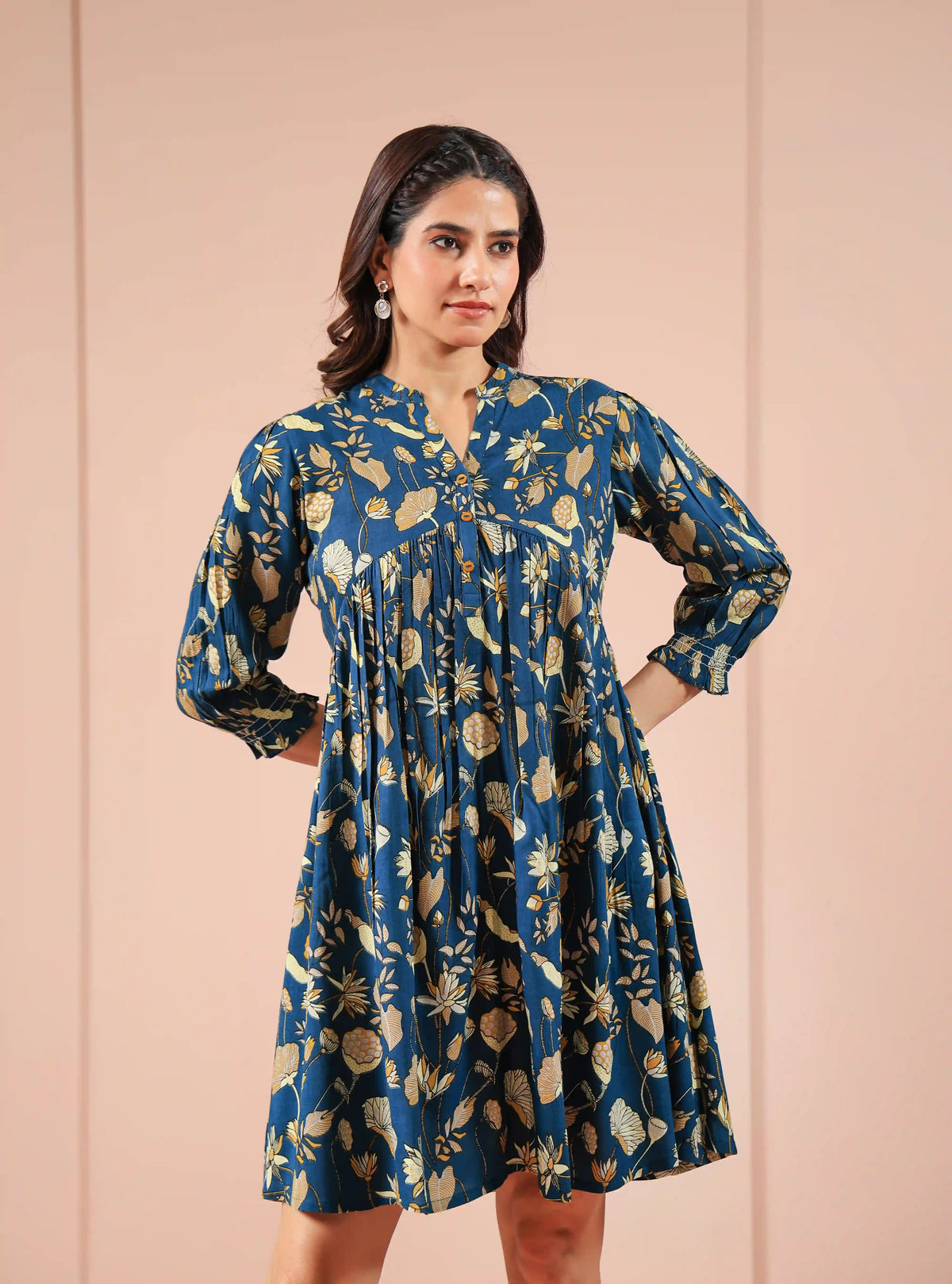 SUTI WOMEN RAYON PRINTED SHORT DRESS