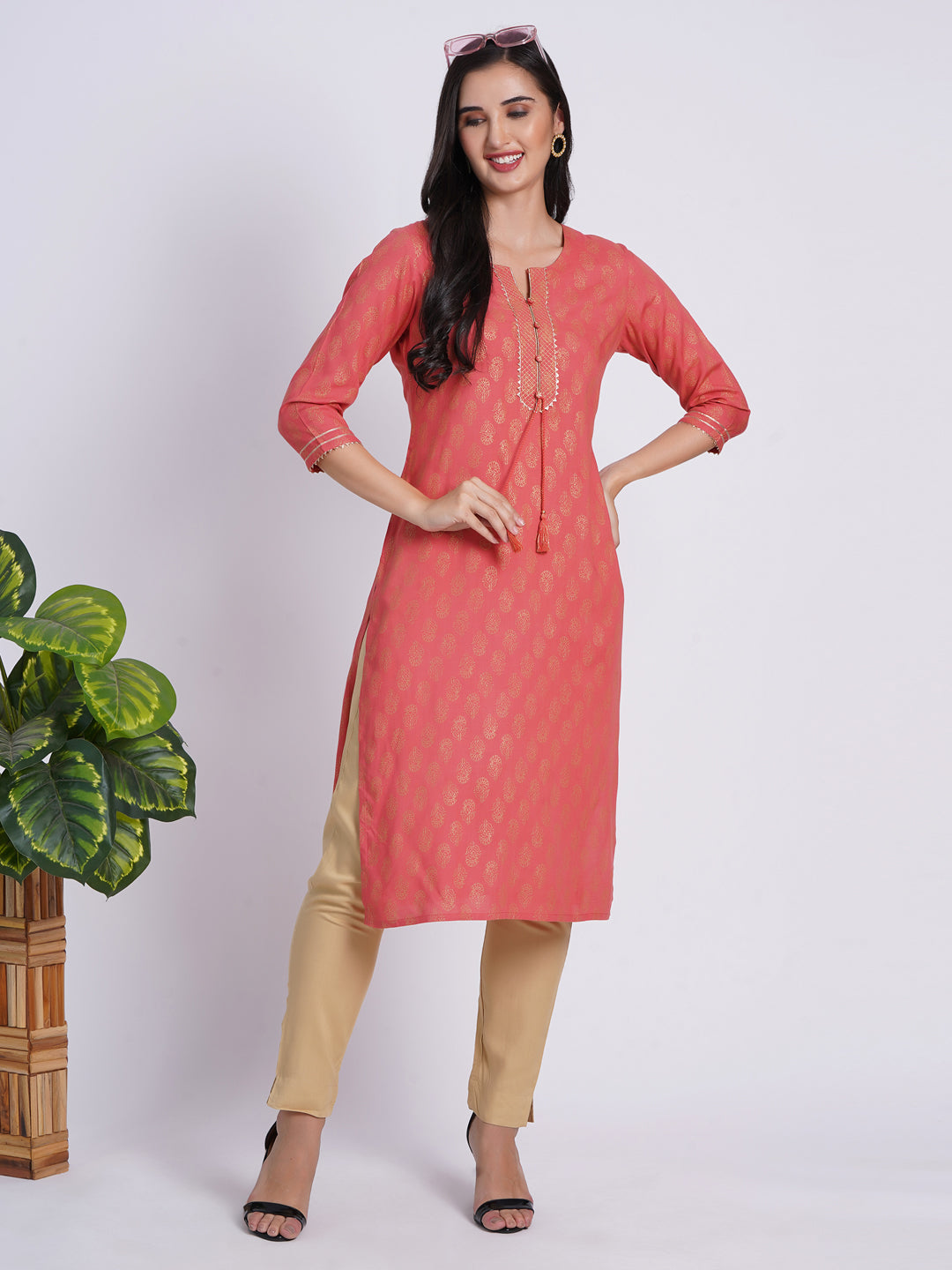 Gold Print Kurti with Dori Latkan