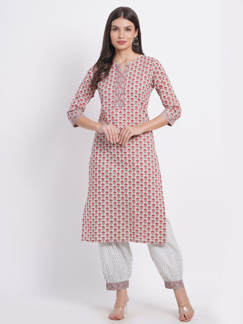 MUL COTTON PRINTED KURTA WITH LANTERN PANT SET EMBELLISHED WITH KANTHA DETAIL.